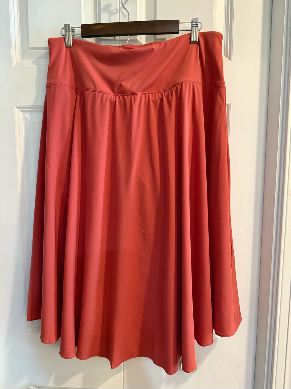 HALARA Coral High-Low Ruffle Skirt - Picture 3 of 6